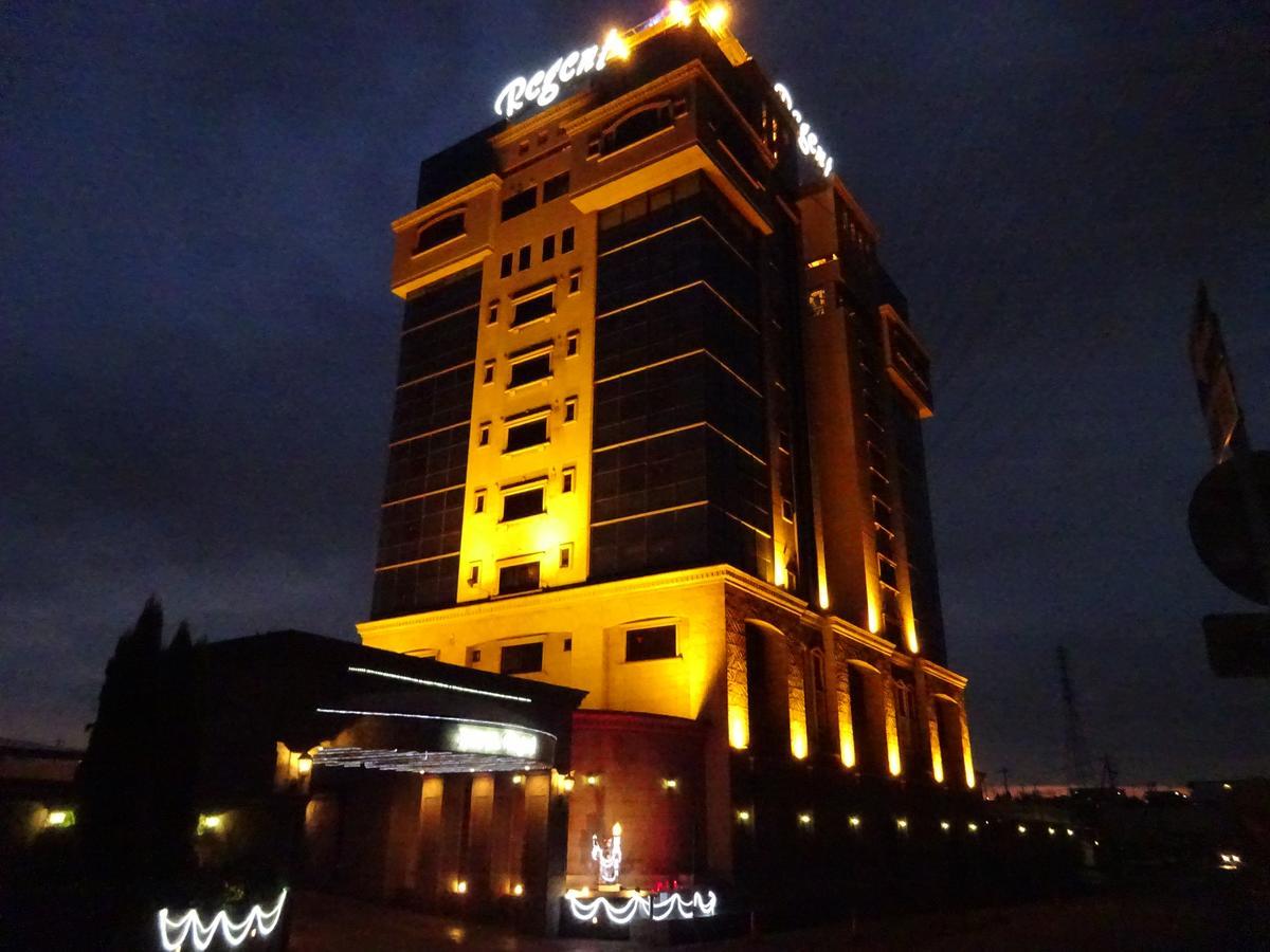 Hotel Regent (Adults Only) Нагоя Екстериор снимка
