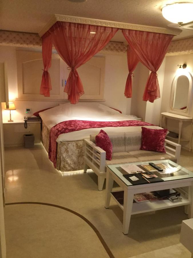 Hotel Regent (Adults Only) Нагоя Екстериор снимка