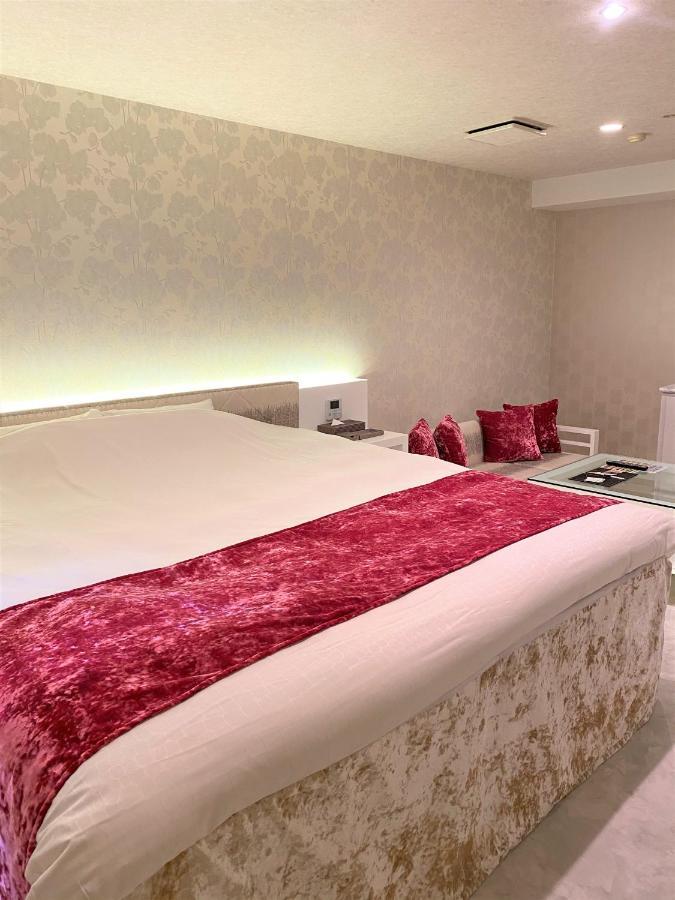 Hotel Regent (Adults Only) Нагоя Екстериор снимка