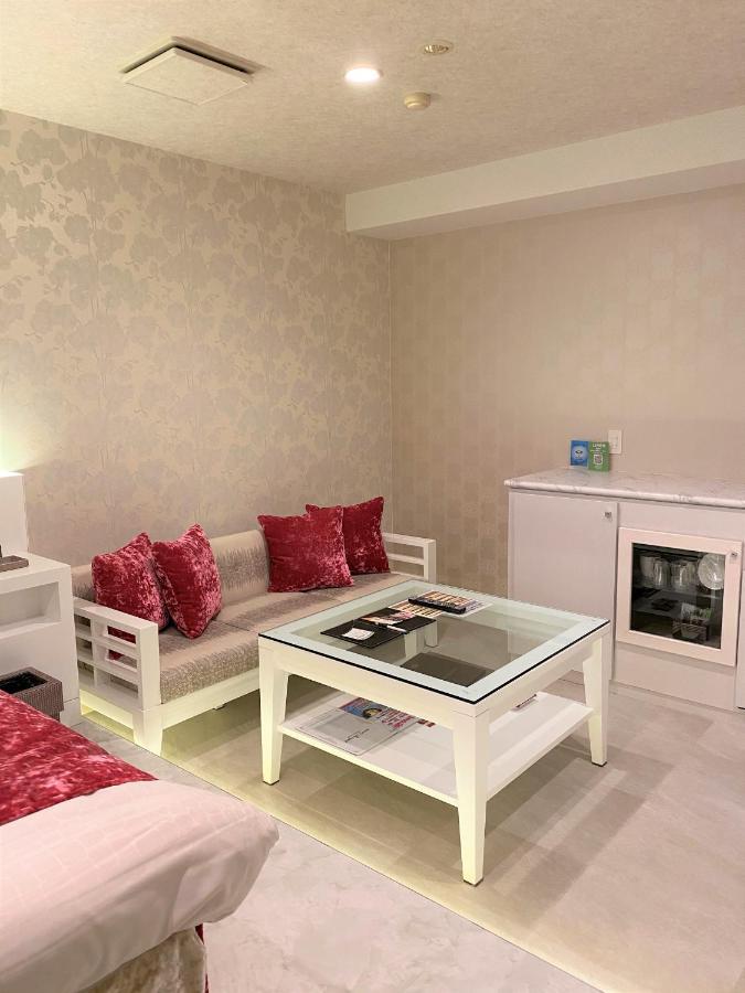 Hotel Regent (Adults Only) Нагоя Екстериор снимка
