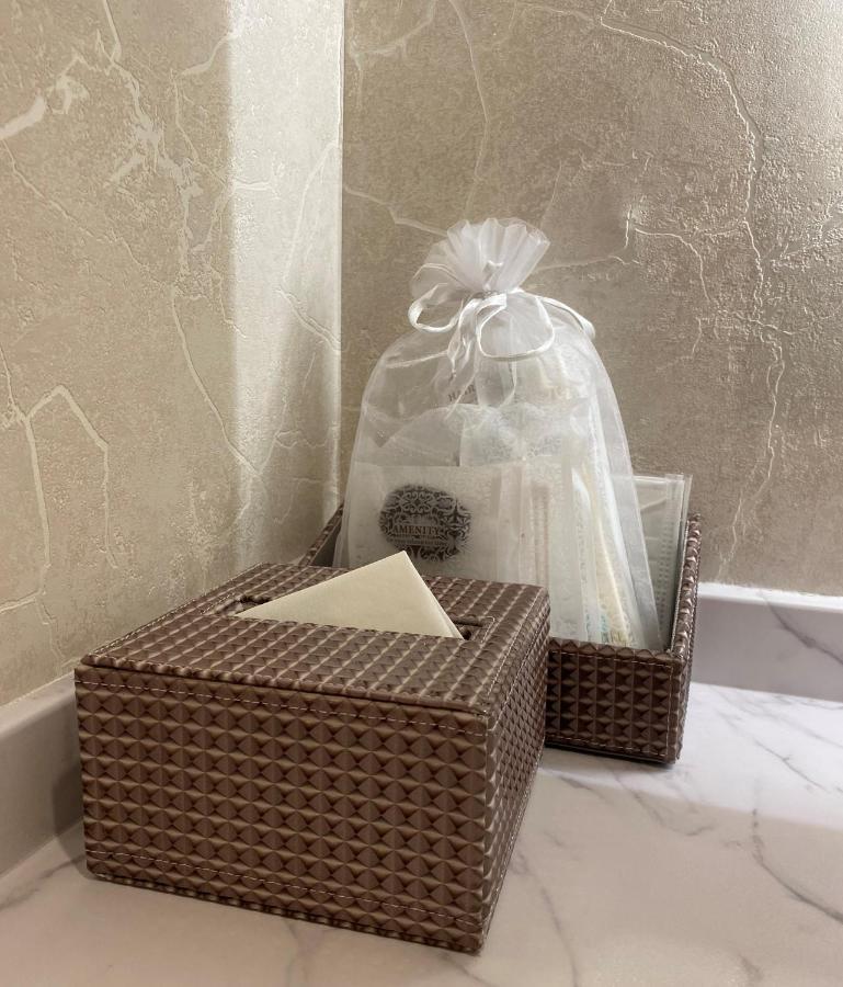 Hotel Regent (Adults Only) Нагоя Екстериор снимка