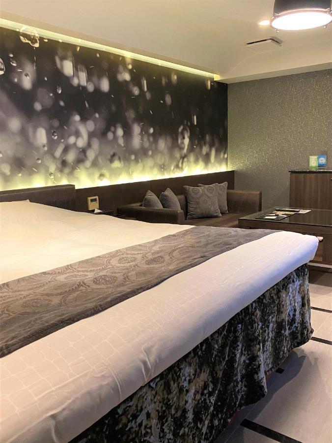 Hotel Regent (Adults Only) Нагоя Екстериор снимка